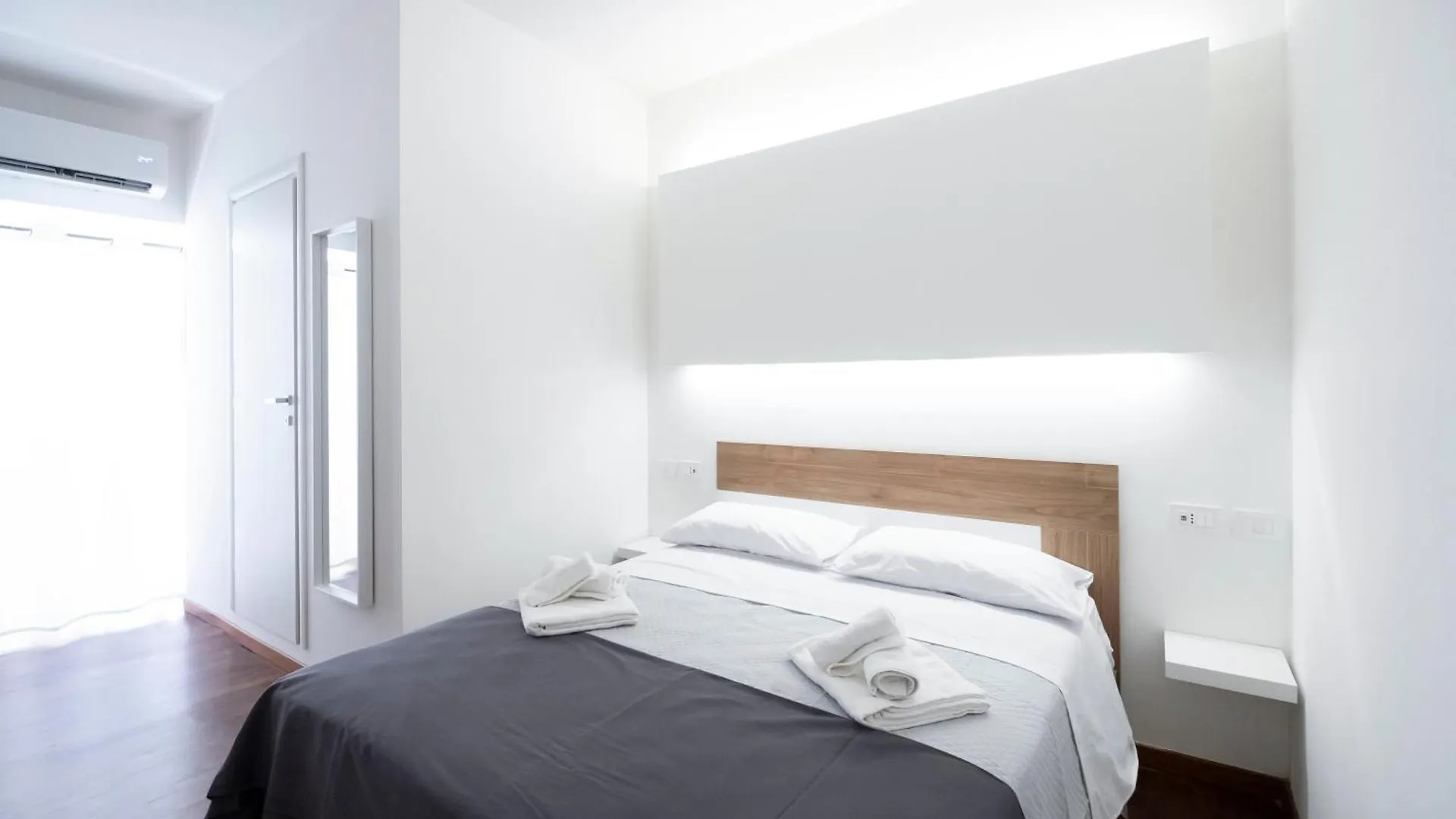 Napoli Factory Guest House 那不勒斯