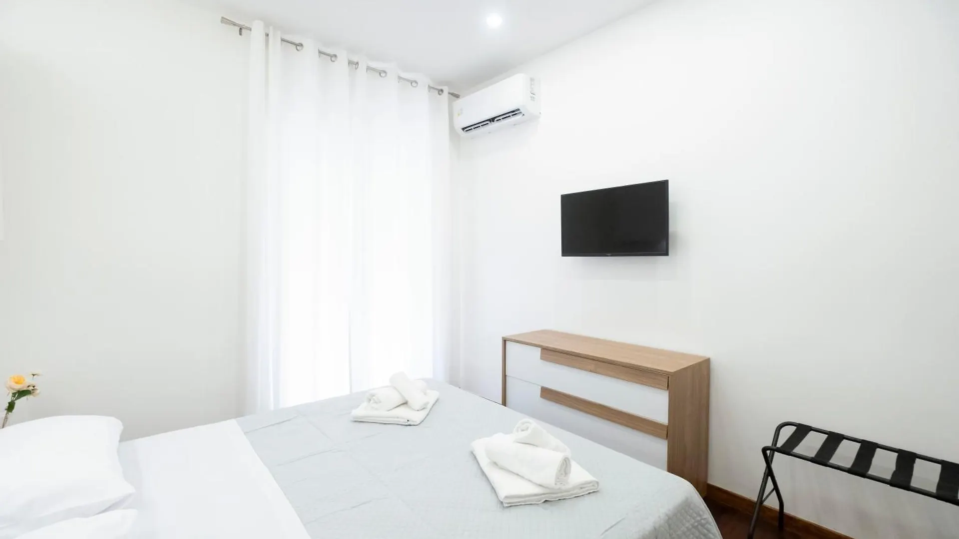 Napoli Factory Guest House 0*, 那不勒斯