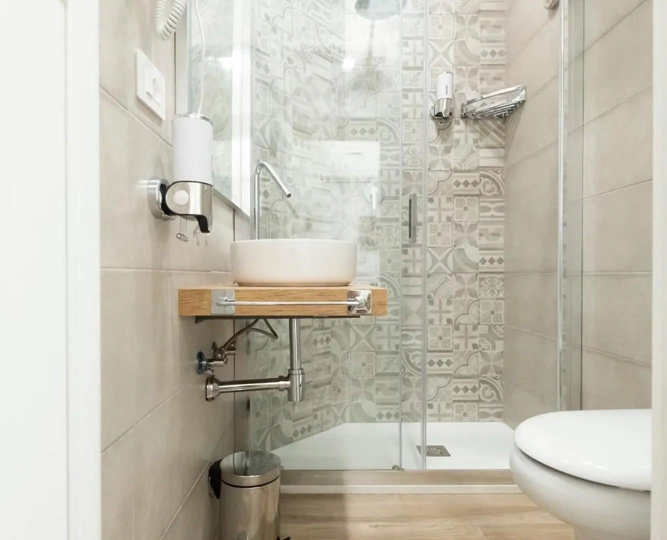 Napoli Factory Guest House 0*, 那不勒斯 意大利