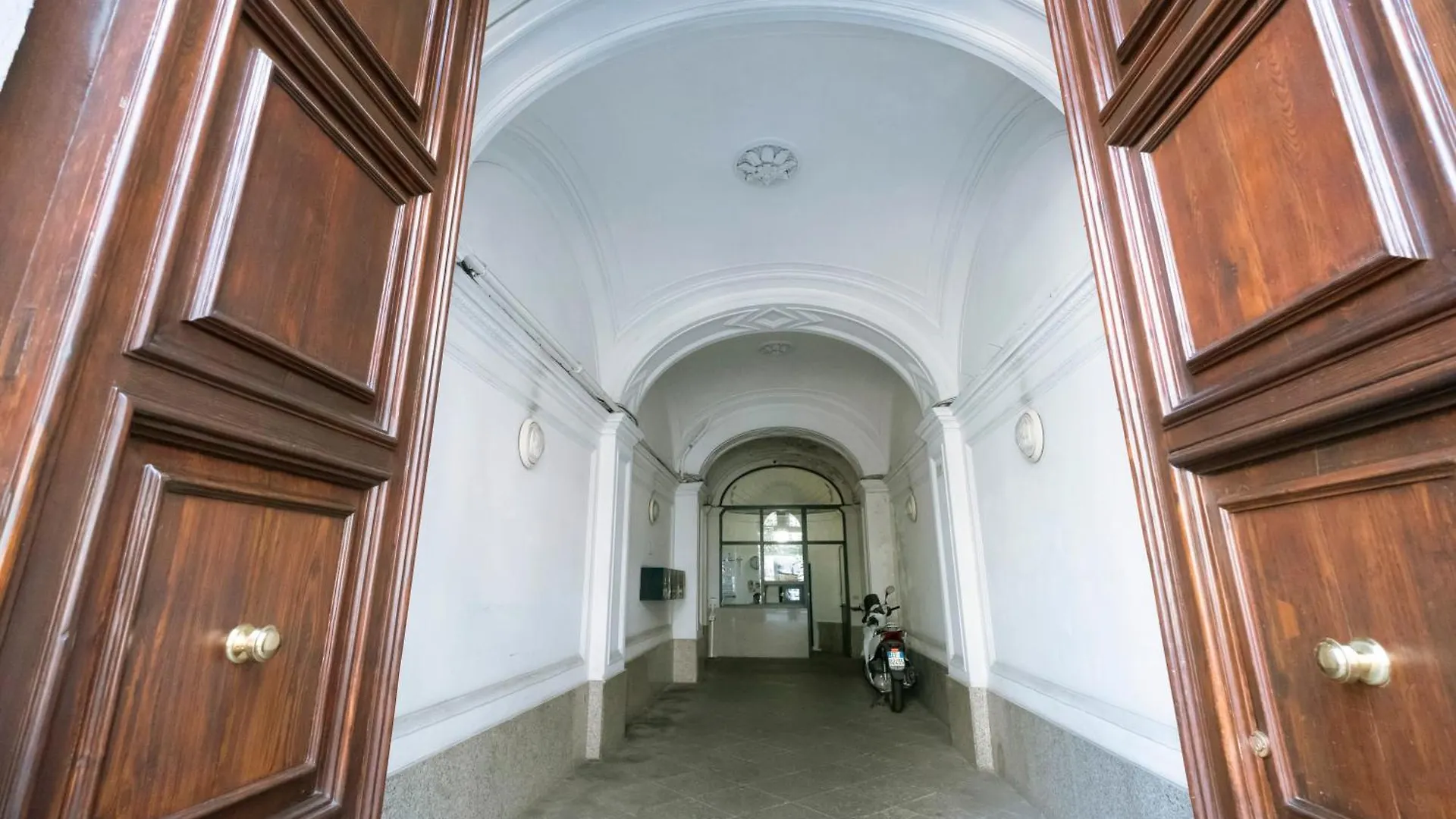 Napoli Factory Guest House Italy